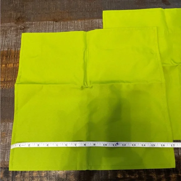 NWT Outdoor Waterproof Pillow Covers 16x16 Set of 2 Sunbrella Lime Green - Picture 6 of 6
